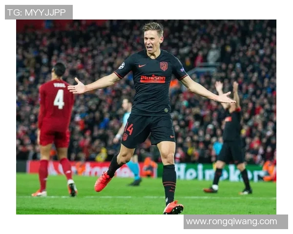 国米友谊赛小胜皇马乌龙球成比赛转折点引发热议 国米友谊赛小胜皇马乌龙球成比赛转折点引发热议