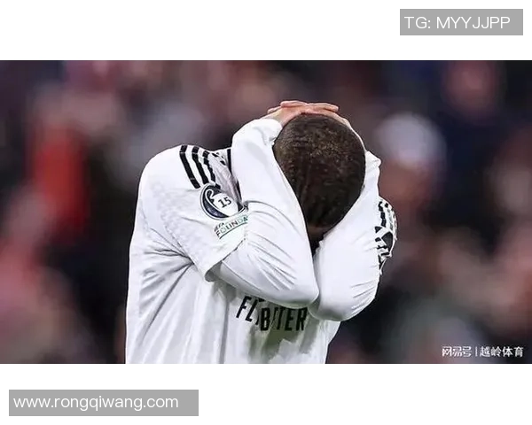 中超激战:皇马与巴黎圣日耳曼战平乌龙球引发全场狂欢与数据分析 中超激战:皇马与巴黎圣日耳曼战平乌龙球引发全场狂欢与数据分析