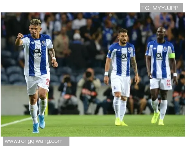 曼城大胜本菲卡五球狂潮点球争议引发全场热议