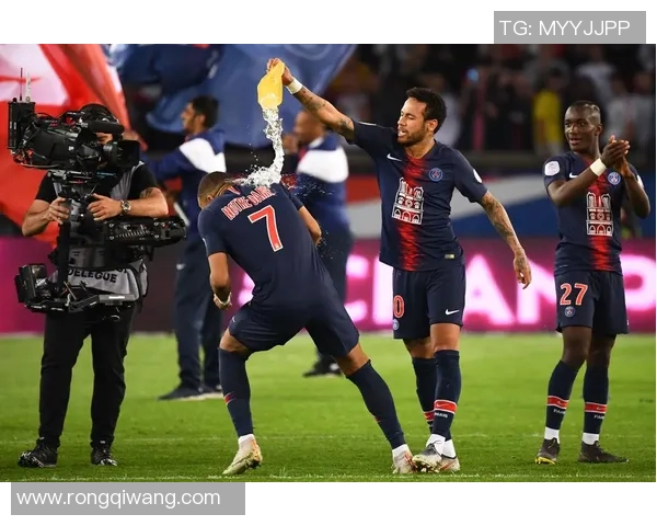 英超惊天冷门巴黎圣日耳曼大胜阿森纳帽子戏法引爆全场激情