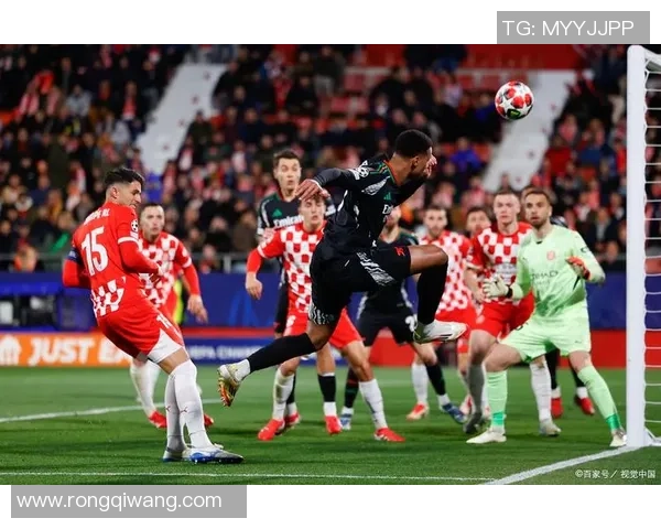 友谊赛精彩对决曼联与AC米兰战成平局战术分析引发热议