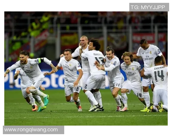 切尔西在欧冠中以5-0大胜巴萨点球大战瞬间点燃全场激情