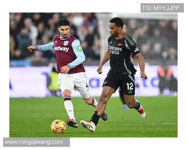 中超激战波尔图与阿森纳战成平局精彩瞬间回顾引发全场热烈反响 中超激战波尔图与阿森纳战成平局精彩瞬间回顾引发全场热烈反响