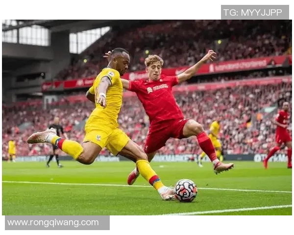 友谊赛精彩对决那不勒斯与阿森纳战成平局引发全场热议