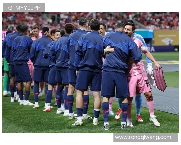 中超精彩对决莱比锡大胜巴黎圣日耳曼帽子戏法点燃全场激情 中超精彩对决莱比锡大胜巴黎圣日耳曼帽子戏法点燃全场激情