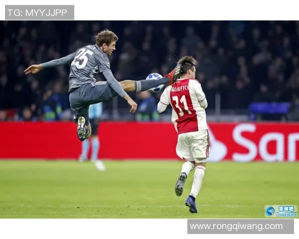 世界杯焦点战拜仁险胜利物浦红牌争议引发全场热议