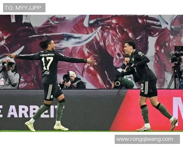 中超精彩对决曼联与国米战平绝杀时刻引发全场狂欢