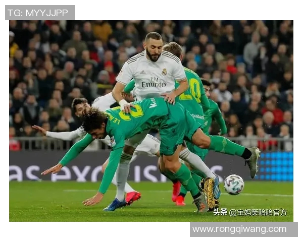 西甲焦点战尤文图斯与曼城激战成平局补时进球引发全场狂欢