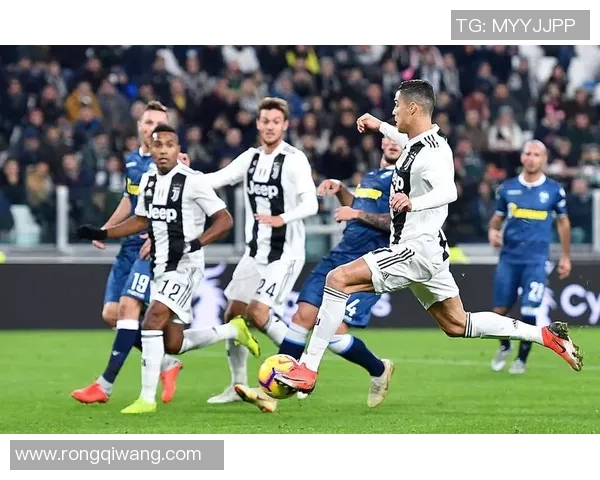 意甲大战尤文图斯狂胜那不勒斯四球大捷全场沸腾瞬间回顾